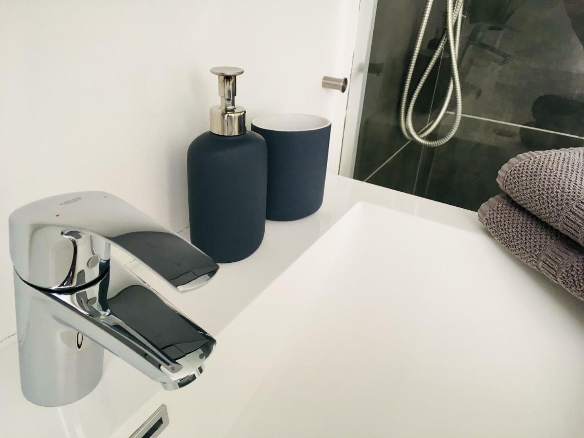 Apartment Living5 *